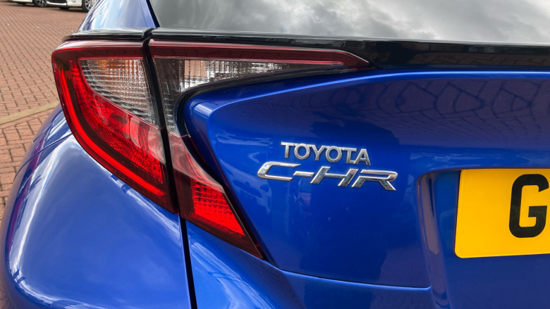Toyota C-HR 1.8 Hybrid Design 5dr CVT Hybrid Hatchback
